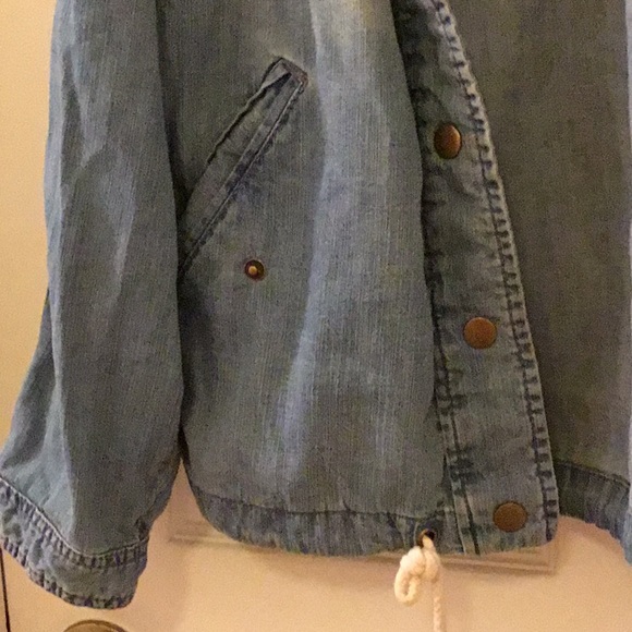 Jacket - Picture 3 of 6